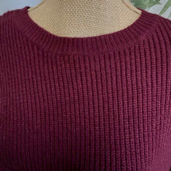 Love Token Sweater - Picture 2 of 3